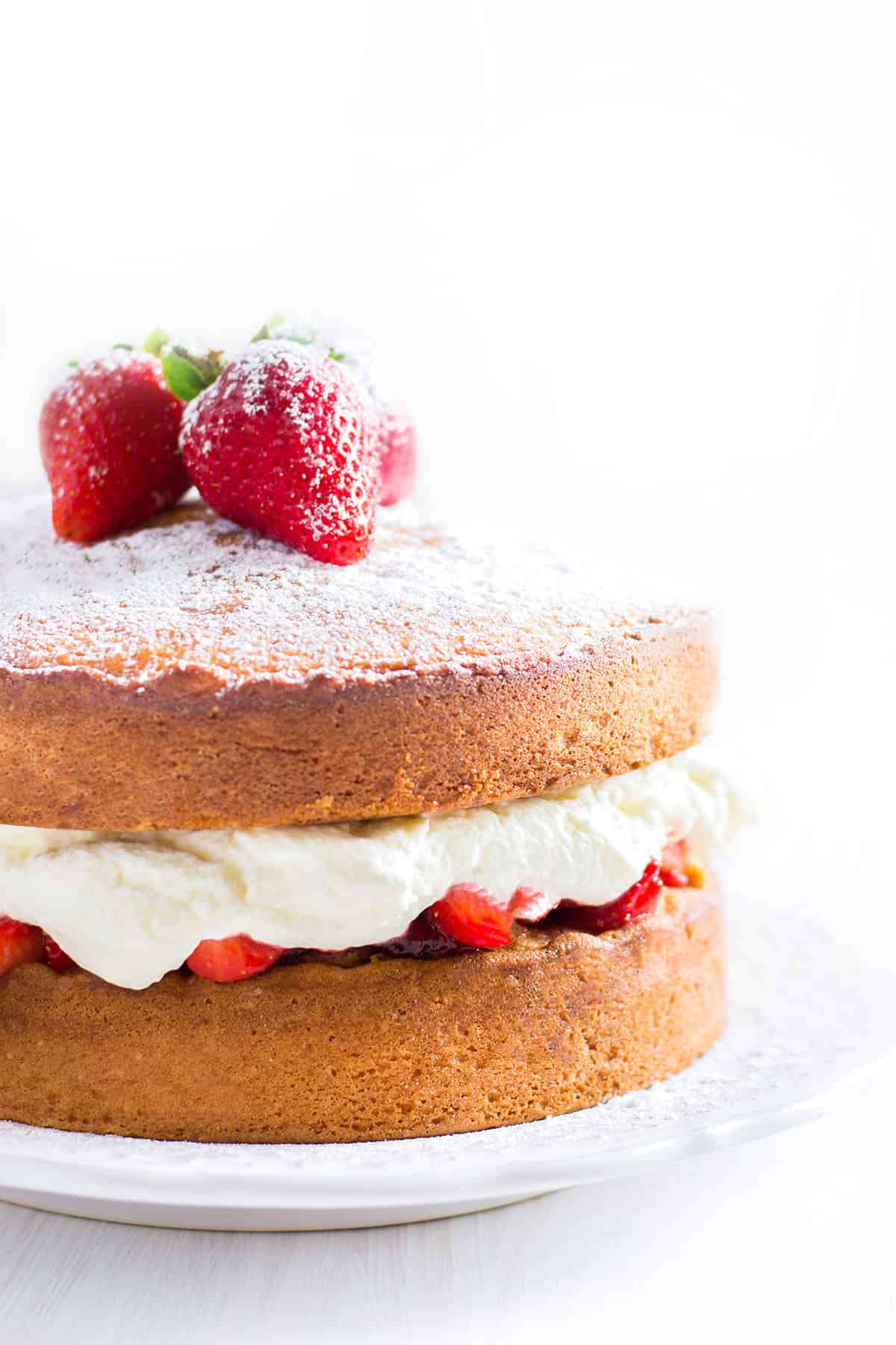 Unlock a Moist & Flavorful Lemon Sponge: Expert Tips & Tricks